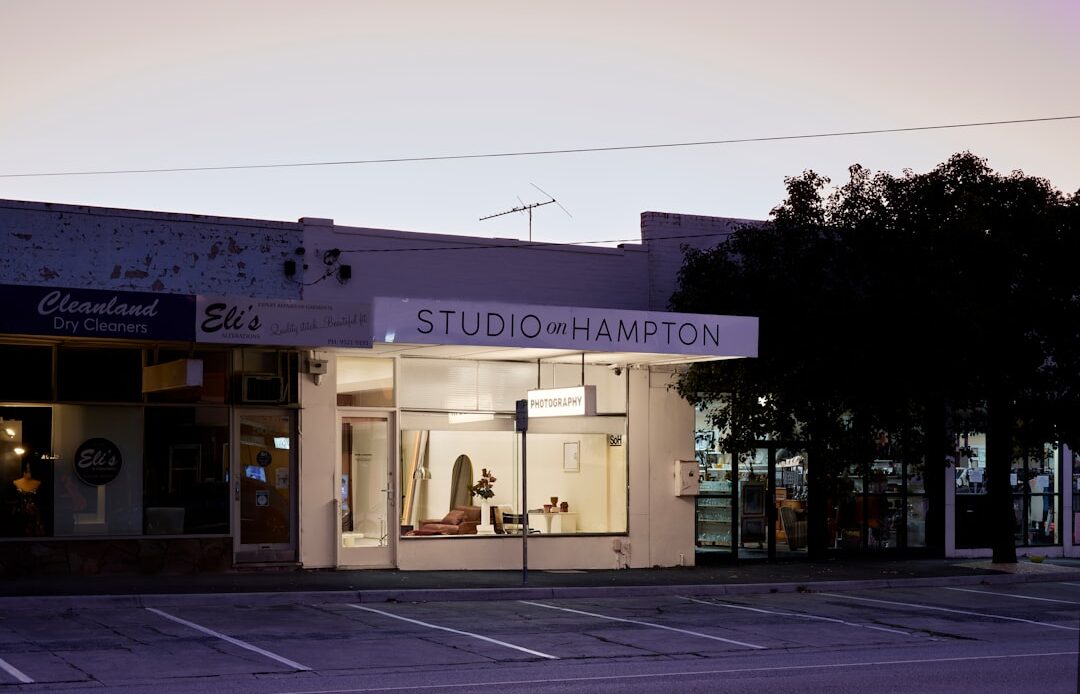 Photo Perth Suburbs Retail Business